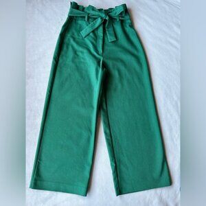 River Island ~ High Rise Paperbag Pants ~ Womens Size 2 ~ Green